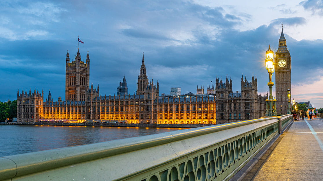 The palace of Westminster in the evening.